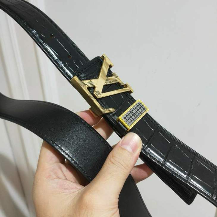 Picture of Louis Vuitton Belts _SKUfw209121330fw